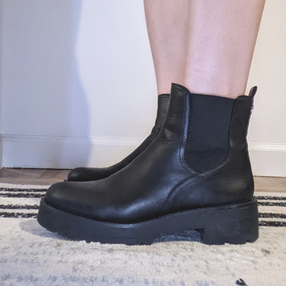 Sam Edelman black Justina waterproof chelsea boot